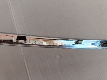 CHRÓM LIŠTA KRYT ZADNÍ A2217580181 MERCEDES W221 SEDAN