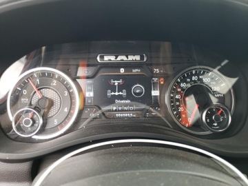  RAM 2500 Laramie 2024 6.7l 6.7 Diesel 370KM, zdjęcie 9