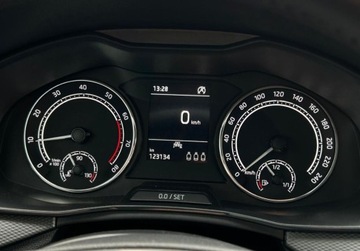 Skoda Scala Hatchback 1.0 TSI 110KM 2023 Skoda Scala Ambition, FV 23, Asystenci, Czujniki, Tempomat, Bezwypadkowy,S, zdjęcie 23