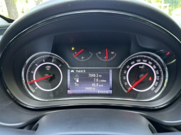 Opel Insignia I Country Tourer 2.0 CDTI Ecotec 163KM 2014 Opel Insignia Country Tourer 2.0 CDTI 163KM Navi, zdjęcie 37