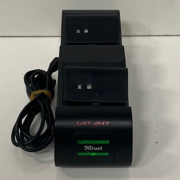 Zaufaj stacji dokującej do konsoli Xbox One Duo GXT 247 287/24