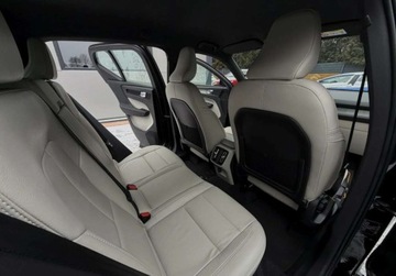 Volvo XC40 Crossover 2.0 T4 190KM 2018 Volvo XC 40 T4 190KM Inscription SKORA automat GWARANCJA zarejestrowany, zdjęcie 28