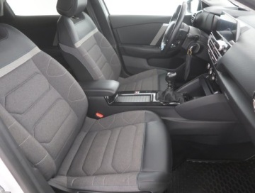 Citroen C4 III SUV 1.2 PureTech 130KM 2022 Citroen C4 1.2 PureTech, Salon Polska, Serwis ASO, zdjęcie 8