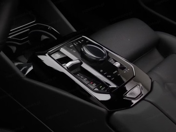 BMW Seria 5 G90-91 2025 BMW Seria 5 530e xDrive Sport Sedan 2.0 (299KM) 2025, zdjęcie 10