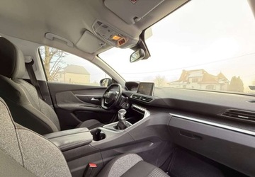 Peugeot 3008 II Crossover 1.2 PureTech 130KM 2017 Peugeot 3008 Peugeot 3008 1.2 PureTech Active SampS 1.2 Benzyna 130KM, zdjęcie 26