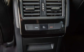 Skoda Superb III Kombi Facelifting 2.0 TDI SCR 150KM 2023 Skoda Superb LaurinKlement FulLedy Virtual Pano Canton Skora Camery El.Kla, zdjęcie 35