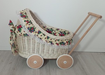Wózek wiklinowy dla lalek BIAŁY pchacz POŚCIEL