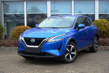Nissan Qashqai III Crossover 1.3 DIG-T MHEV 158KM 2023 Nissan Qashqai Bezwypadek Niski przebieg Kamery mHEV Tempomat LED FV