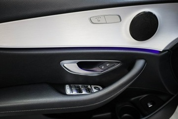 Mercedes Klasa E W213 Limuzyna 2.0 220d 194KM 2020 Mercedes E 220 *4Matic*AMG Line*Salon Polska*I Rej, zdjęcie 16