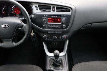 Kia Ceed II Hatchback 5d 1.4 DOHC 100KM 2012 Kia Ceed 1.4 CVVT, Salon Polska, Serwis ASO, zdjęcie 11