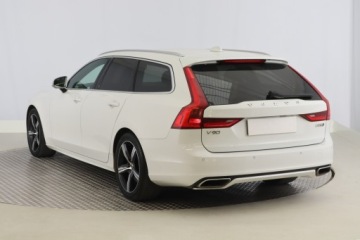 Volvo V90 II Kombi 2.0 D5 235KM 2019 Volvo V90 D5 AWD, Salon Polska, 1. Właściciel, zdjęcie 3