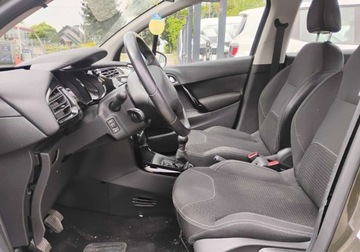 Citroen C3 II 2013 Citroen C3 2013r, 1.2 Benzyna. Uszkodzony lewy bok i lekko prawy tyl. Jezd, zdjęcie 6