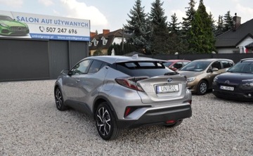 Toyota C-HR I Crossover 1.8 Hybrid 122KM 2018 Toyota C-HR 1.8 Hybryda Kamera Cofania Nawigacja Grz.siedzenia 1.8 Hybryda, zdjęcie 9