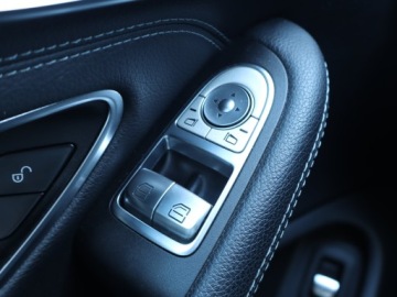 Mercedes Klasa C W205 Coupe 250 211KM 2017 Mercedes C C 250, Serwis ASO, Automat, Skóra, zdjęcie 18