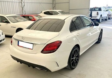 Mercedes Klasa C W205 Kabriolet Facelifting 1.5 200 184KM 2018 Mercedes-Benz Klasa C 4X4 C 200 184 KM 2018r Bogaty Warszawa 1.5, zdjęcie 4
