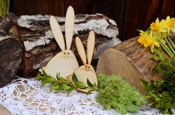 Пасхальные кролики, деревянные елочные украшения.