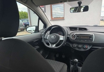 Toyota Yaris III Hatchback 5d 1.0 VVT-i 69KM 2011 Toyota Yaris Niski Przebieg Benzyna 70KM, zdjęcie 12