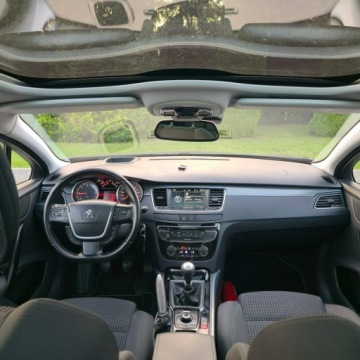 Peugeot 508 I SW 2.0 HDi FAP 140KM 2013 Peugeot 508 Diesel 2.0 HDi 140KM Panorama, Alufelg, zdjęcie 30
