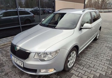 Skoda Superb II Kombi 2.0 TDI CR DPF 140KM 2013 Skoda Superb Skoda Superb II Bogate wyposazenie 2.0 Diesel 140KM