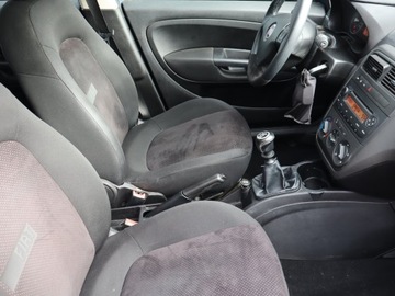 Fiat Punto Grande Punto Hatchback 5d 1.4 8v 77KM 2007 Fiat Punto 1.4, Salon Polska, Klima, El. szyby, zdjęcie 8