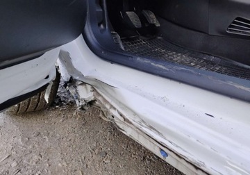 Citroen C3 III Hatchback Facelifting 1.2 PureTech 110KM 2023 Citroen C3 2023r, 1.2 Benzyna. Uszkodzony lewy przod. Jezdzi. 1.2 110KM, zdjęcie 26