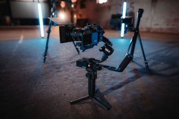 ЭЛЕКТРОННЫЙ ПОДВЕСНОЙ СТАБИЛИЗАТОР MANFROTTO MVG300XM