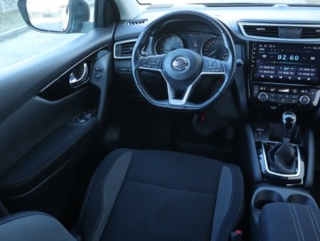 Nissan Qashqai II Crossover Facelifting 1.2 DiG-T 115KM 2018 Nissan Qashqai 1.2 DIG-T, Salon Polska, zdjęcie 6