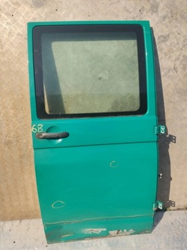 DVEŘE ZADNÍ PRAVO VW T5 FACELIFT 68