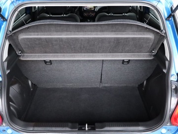 Suzuki Swift VI Hatchback 1.2 DualJet 90KM 2018 Suzuki Swift 1.2 DualJet, Salon Polska, zdjęcie 13