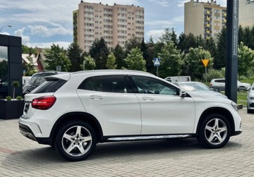 Mercedes GLA I Off-Roader Facelifting 1.6 200 156KM 2019 Mercedes-Benz GLA 200 AMG Line Polski Salon FV 23 Niski przebieg Zadba, zdjęcie 13