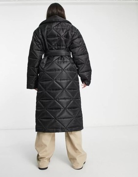 ПАЛЬТО ДЛЯ ВЫСЫХ ЛЮДЕЙ, ЧЕРНОЕ СТЕГАНАЯ ПОЛОСКА 40 MZD