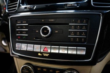 Mercedes GLE W166/C292 SUV 3.0 350d 258KM 2018 Mercedes GLE 350 GLE, zdjęcie 21