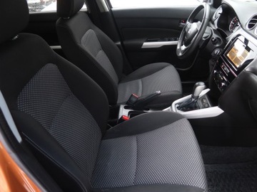 Suzuki Vitara III SUV 1.6 VVT 120KM 2018 Suzuki Vitara 1.6 VVT, Salon Polska, Automat, zdjęcie 8