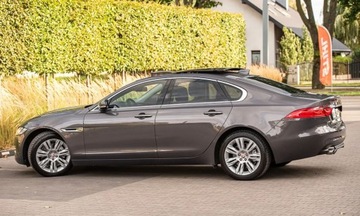 Jaguar XF II Sedan 2.0 i4D 180KM 2016 Jaguar XF XF 2.0D 180KM Full Pano LEdy Skora Camera Navi Full ASO 2.0, zdjęcie 9