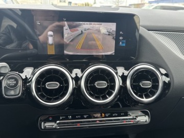 Mercedes GLA II Off-roader 1.3 180 136KM 2022 Mercedes-Benz GLA 180, zdjęcie 22