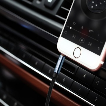 UGREEN MINI JACK 3.5mm AUDIO AUX CONNECTING CABLE 1m