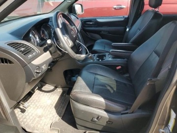 Dodge Caravan V Grand Caravan Facelifting 3.6 VVT 283KM 2018 Dodge Grand Caravan Dodge Grand Caravan 3.6 Benzyna 283KM, zdjęcie 6