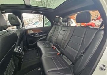 Mercedes GLE V167 SUV AMG 3.0 53 435KM 2021 Mercedes-Benz GLE Auta z USA - Zapytaj o wiecej ofert 3.0 Benzyna 435KM, zdjęcie 16