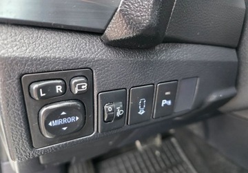 Toyota Auris II 2013 Toyota Auris Niski przbiegladna i zadbana prosto z Niemiec 1.8 Hybryda, zdjęcie 18