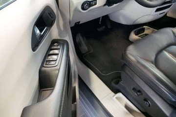Chrysler Pacifica II 2023 Chrysler Pacifica TouringL Polift Pentastar 3.6L V6 7os. 291KM Radar Cam36, zdjęcie 19