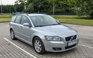 Volvo V50 2.0 TD 136KM 2008 Volvo V50 2,0D Automat Skory Bezwypadkowy 2.0 Diesel 136KM, zdjęcie 5