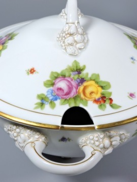 Старинный обеденный сервиз Rosenthal Alt Kronach, 1901 год.