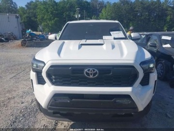 Toyota Tacoma II 2024 Toyota Tacoma 2024 TOYOTA TACOMA HYBRID TRD SPORT 2.4 Hybryda 278KM, zdjęcie 2