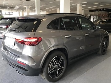 Mercedes GLA II Off-roader Facelifting 2.0 200d 150KM 2025 MERCEDES-BENZ GLA 200 d AMG Line Suv 2.0 (150KM) 2025, zdjęcie 2