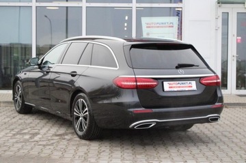 Mercedes Klasa E W213 Kombi Facelifting 2.0 220d 200KM 2022 Mercedes-Benz Klasa E Avantgarde, zdjęcie 2
