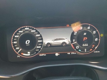 Jaguar F-Pace 2022 Jaguar F-Pace Svr 2022 5.0l 5.0 Benzyna 542KM, zdjęcie 9