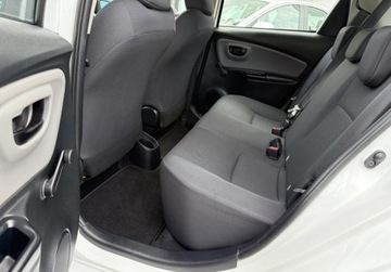 Toyota Yaris III Hatchback 5d Facelifting 2017 1.5 Dual VVT-iE 111KM 2019 Toyota Yaris salon Polska, FV-VAT 23, 1 rej 2020 r., lakier fabryczny 1.5, zdjęcie 10