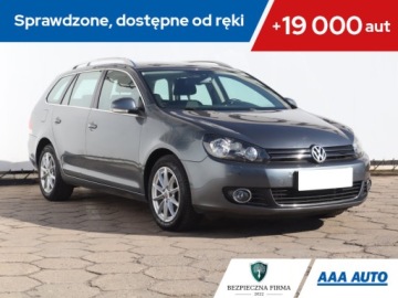 Volkswagen Golf VI Variant 1.6 TDI-CR DPF BlueMotion 105KM 2011 VW Golf 1.6 TDI, Klima, Klimatronic, Tempomat