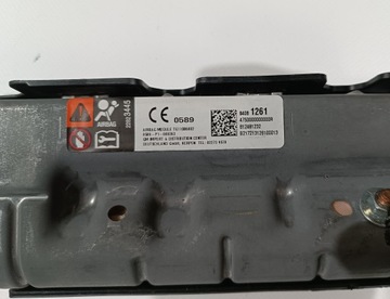 Правая коленная подушка безопасности Chevrolet Camaro 2016+