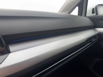 Volkswagen Golf VIII Hatchback 1.5 TSI EVO 130KM 2022 Volkswagen Golf Life 1.5 TSI 130KM, Serwis ASO, Gwarancja, FV23 1.5 129KM, zdjęcie 29